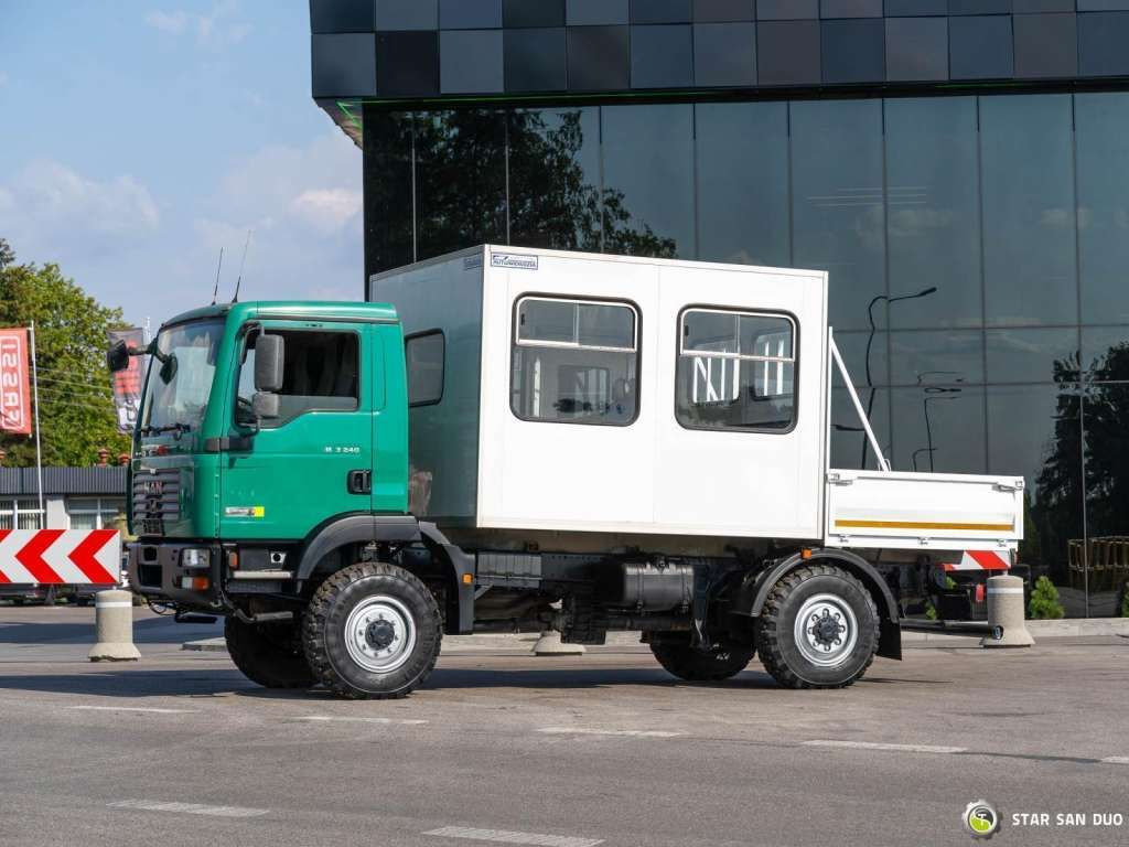 MAN TGM 13.240 4x4 BL Double Cab Camper BUS - משאית עם שלדת תא: תמונה 4 MAN TGM 13.240 4x4 BL Double Cab Camper BUS - משאית עם שלדת תא: תמונה 4