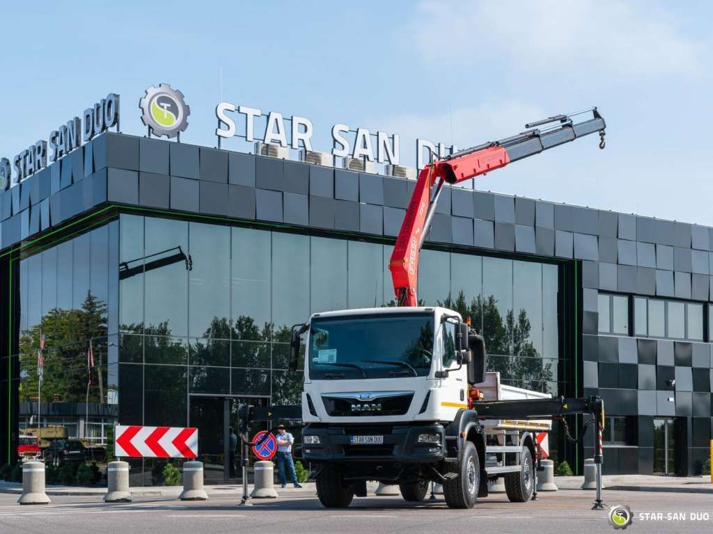 MAN TGM 18.250 4x4 Fassi F215A.0.23 Active HDS Cran - משאית מנוף: תמונה 3 MAN TGM 18.250 4x4 Fassi F215A.0.23 Active HDS Cran - משאית מנוף: תמונה 3