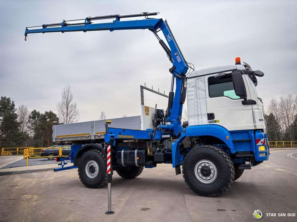 MAN TGS 18.440 4x4 HIAB 166 E-4 CRANE KRAN MAN TGS 18.440 4x4 HIAB 166 E-4 CRANE KRAN - משאית מנוף, משאית צד נופל/ שטוחה: תמונה 2 MAN TGS 18.440 4x4 HIAB 166 E-4 CRANE KRAN MAN TGS 18.440 4x4 HIAB 166 E-4 CRANE KRAN - משאית מנוף, משאית צד נופל/ שטוחה: תמונה 2