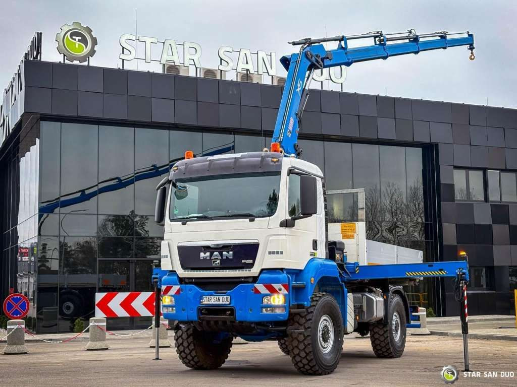 MAN TGS 18.440 4x4 HIAB 166 E-4 CRANE KRAN MAN TGS 18.440 4x4 HIAB 166 E-4 CRANE KRAN - משאית מנוף, משאית צד נופל/ שטוחה: תמונה 1 MAN TGS 18.440 4x4 HIAB 166 E-4 CRANE KRAN MAN TGS 18.440 4x4 HIAB 166 E-4 CRANE KRAN - משאית מנוף, משאית צד נופל/ שטוחה: תמונה 1