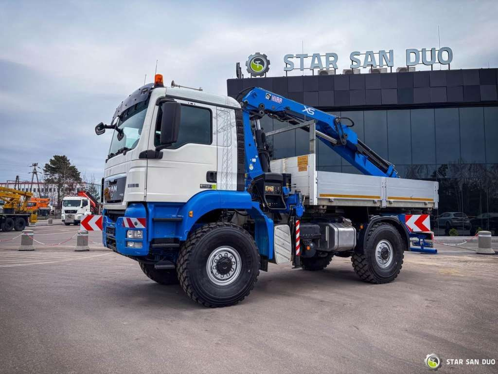 MAN TGS 18.440 4x4 HIAB 166 E-4 CRANE KRAN MAN TGS 18.440 4x4 HIAB 166 E-4 CRANE KRAN - משאית מנוף, משאית צד נופל/ שטוחה: תמונה 4 MAN TGS 18.440 4x4 HIAB 166 E-4 CRANE KRAN MAN TGS 18.440 4x4 HIAB 166 E-4 CRANE KRAN - משאית מנוף, משאית צד נופל/ שטוחה: תמונה 4