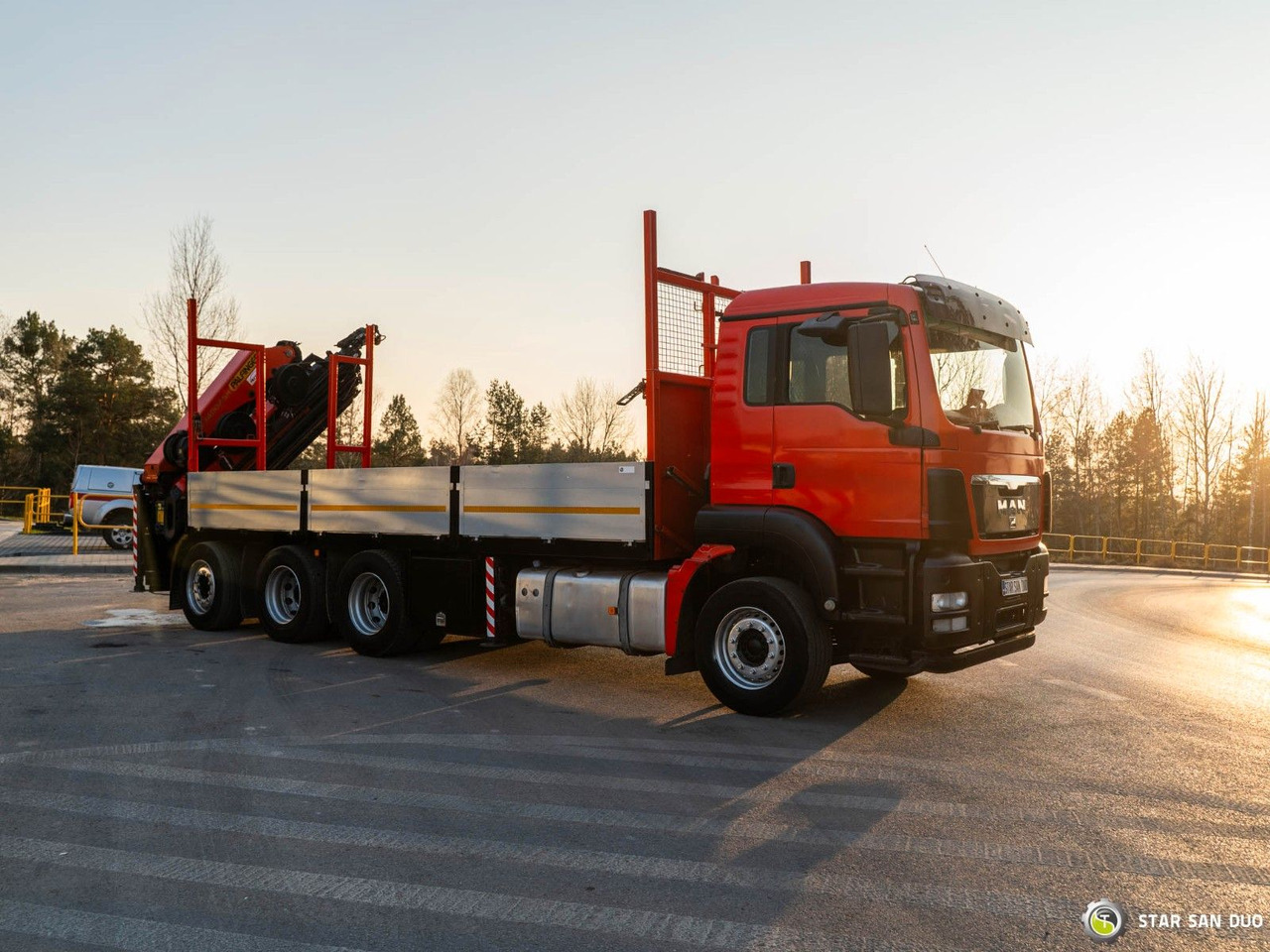MAN TGS 35.400 8x4 Palfinger PK 34002 Winch KRAN MAN TGS 35.400 8x4 Palfinger PK 34002 Winch KRAN - משאית מנוף, משאית צד נופל/ שטוחה: תמונה 2 MAN TGS 35.400 8x4 Palfinger PK 34002 Winch KRAN MAN TGS 35.400 8x4 Palfinger PK 34002 Winch KRAN - משאית מנוף, משאית צד נופל/ שטוחה: תמונה 2