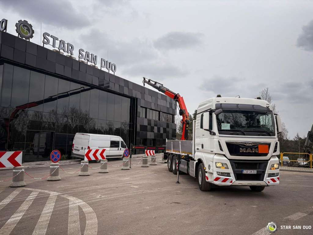 MAN TGX 26.480 6x2 PALFINGER PK 33002 EH Crane Winc - משאית מנוף: תמונה 3 MAN TGX 26.480 6x2 PALFINGER PK 33002 EH Crane Winc - משאית מנוף: תמונה 3