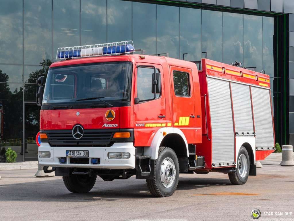 Mercedes-Benz 4x4 ATEGO 1225 CNBOP Fire Brigade - משאית: תמונה 3 Mercedes-Benz 4x4 ATEGO 1225 CNBOP Fire Brigade - משאית: תמונה 3
