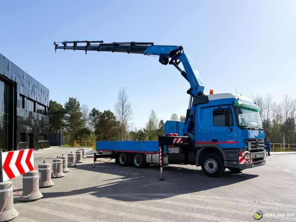 Mercedes-Benz ACTROS 2646L 6x4 PALFINGER 36002 Crane Winch - משאית מנוף: תמונה 4 Mercedes-Benz ACTROS 2646L 6x4 PALFINGER 36002 Crane Winch - משאית מנוף: תמונה 4