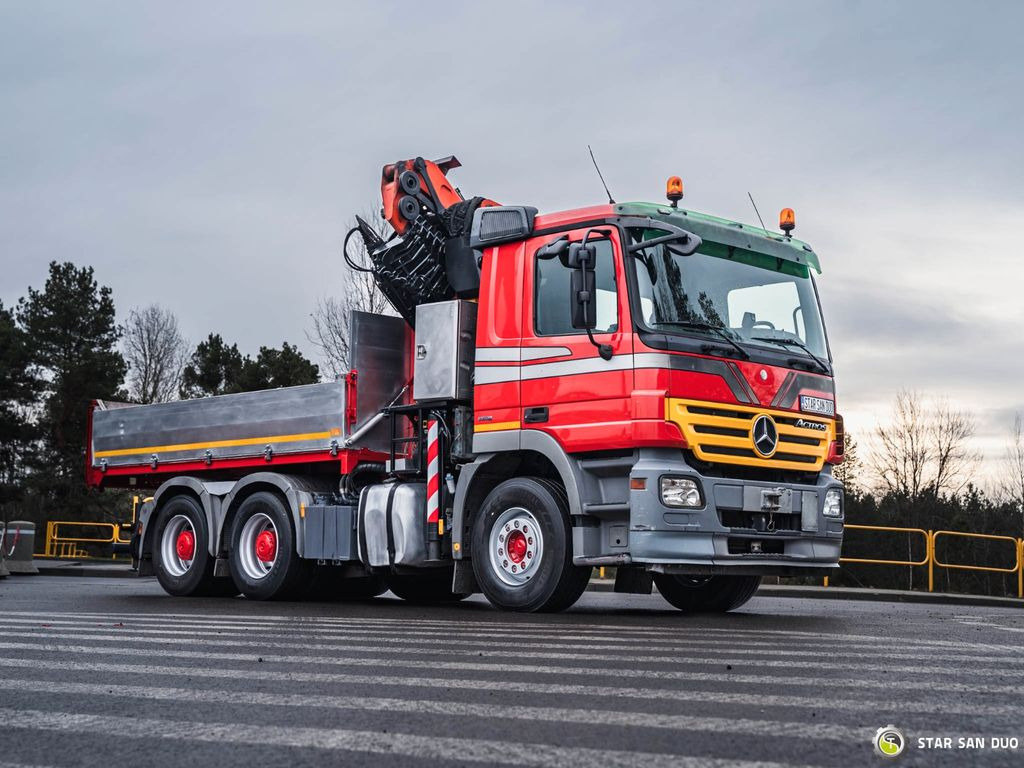 Mercedes-Benz ACTROS 2648 6x4 PALFINGER PK 29002 EURO 5 JIB - משאית מנוף, משאית צד נופל/ שטוחה: תמונה 4 Mercedes-Benz ACTROS 2648 6x4 PALFINGER PK 29002 EURO 5 JIB - משאית מנוף, משאית צד נופל/ שטוחה: תמונה 4