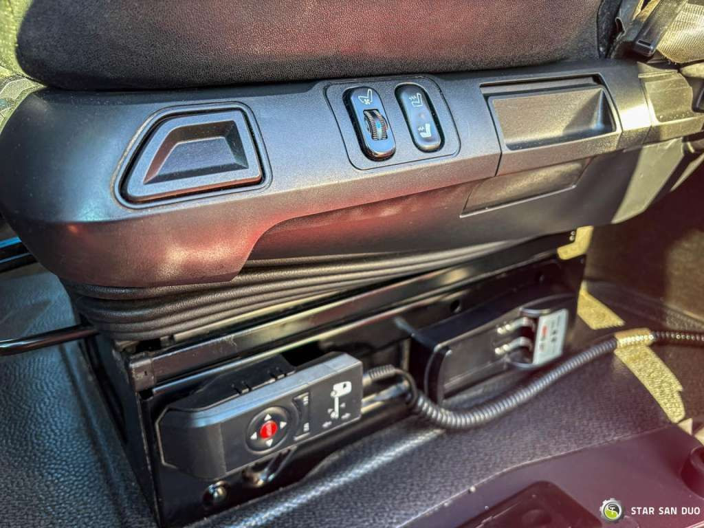 חָדָשׁ מזהיר Mercedes-Benz  AROCS 3358L 6x4 HIAB 192X-HIPRO E-6 Crane Kippe: תמונה 28 חָדָשׁ מזהיר Mercedes-Benz  AROCS 3358L 6x4 HIAB 192X-HIPRO E-6 Crane Kippe: תמונה 28