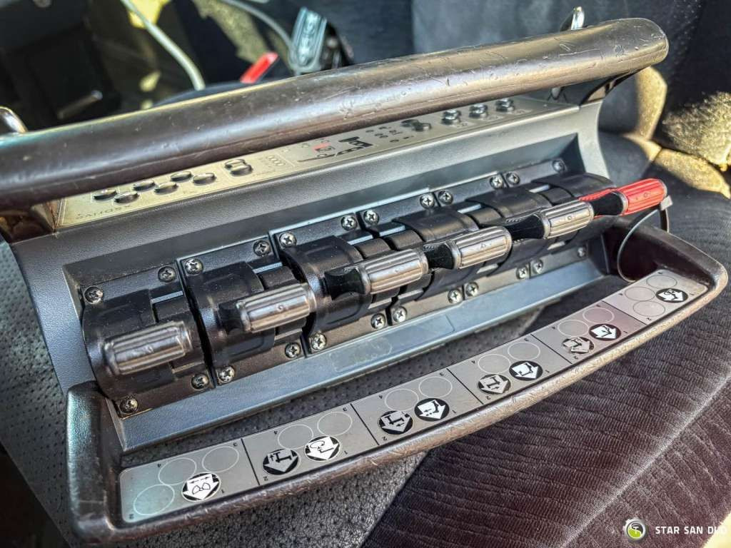 חָדָשׁ מזהיר Mercedes-Benz  AROCS 3358L 6x4 HIAB 192X-HIPRO E-6 Crane Kippe: תמונה 29 חָדָשׁ מזהיר Mercedes-Benz  AROCS 3358L 6x4 HIAB 192X-HIPRO E-6 Crane Kippe: תמונה 29