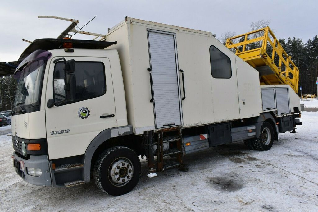 פלטפורמה אווירית מותקנת על משאית Mercedes-Benz ATEGO 1323 PK 8000T RAIL Platform: תמונה 14