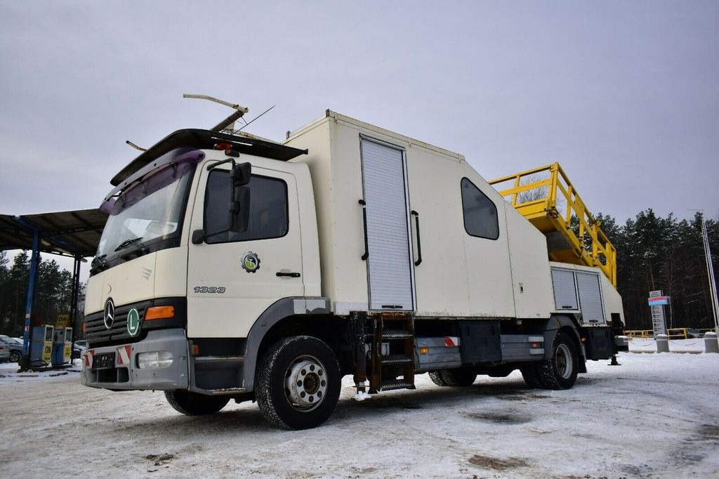 פלטפורמה אווירית מותקנת על משאית Mercedes-Benz ATEGO 1323 PK 8000T RAIL Platform: תמונה 10