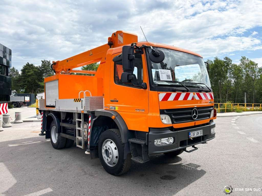 Mercedes-Benz ATEGO 4x4 1018 WUMAG WT 170 Platform Lift 17m - פלטפורמה אווירית מותקנת על משאית: תמונה 2 Mercedes-Benz ATEGO 4x4 1018 WUMAG WT 170 Platform Lift 17m - פלטפורמה אווירית מותקנת על משאית: תמונה 2