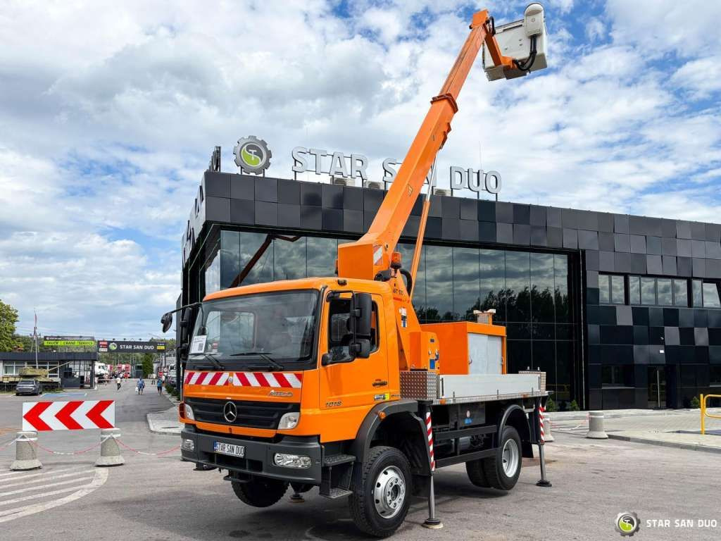 Mercedes-Benz ATEGO 4x4 1018 WUMAG WT 170 Platform Lift 17m - פלטפורמה אווירית מותקנת על משאית: תמונה 1 Mercedes-Benz ATEGO 4x4 1018 WUMAG WT 170 Platform Lift 17m - פלטפורמה אווירית מותקנת על משאית: תמונה 1
