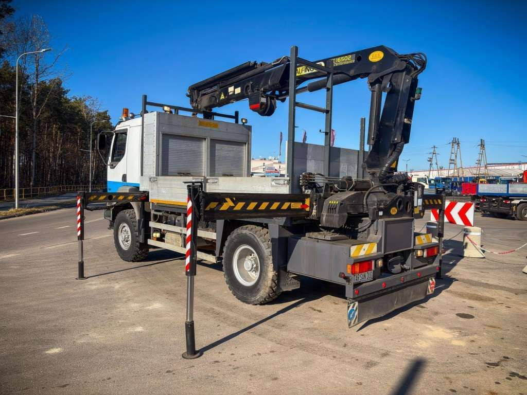 Renault KERAX 270 4x4 PALFINGER PK 16502 CRANE WINCH - משאית מנוף, משאית צד נופל/ שטוחה: תמונה 4 Renault KERAX 270 4x4 PALFINGER PK 16502 CRANE WINCH - משאית מנוף, משאית צד נופל/ שטוחה: תמונה 4
