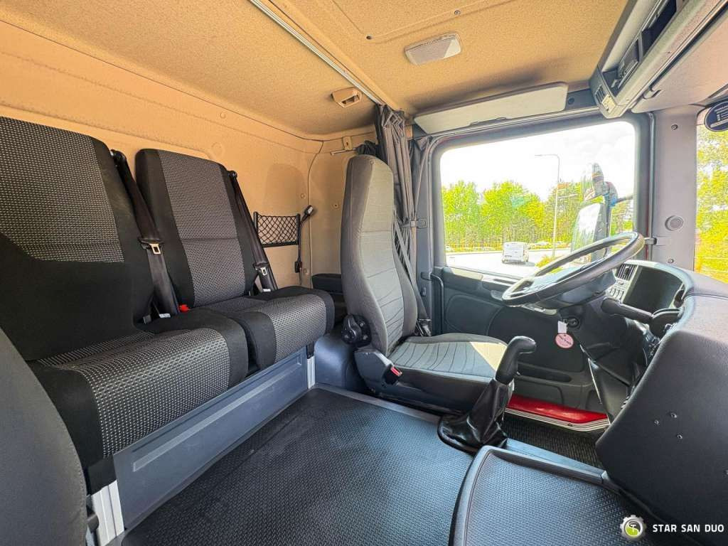 Scania D 320 FIRE BRIGADE Tank 12,000 Litres - משאית: תמונה 4 Scania D 320 FIRE BRIGADE Tank 12,000 Litres - משאית: תמונה 4