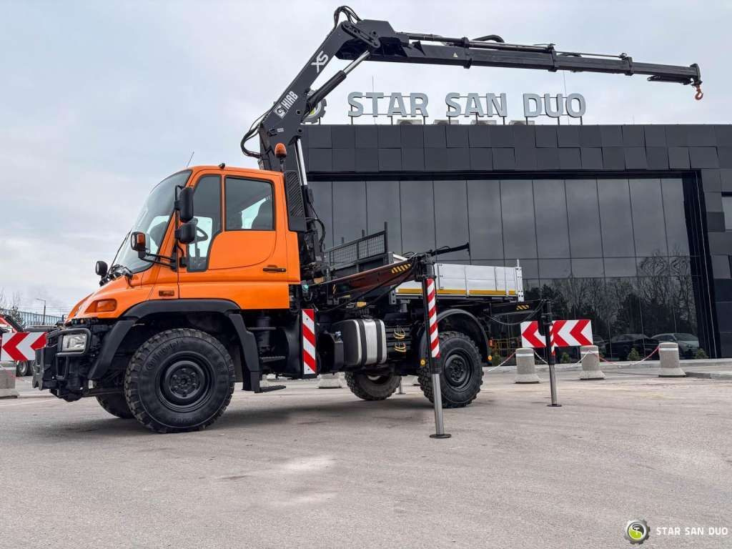 Unimog Mercedes-Benz UNIMOG U300 4x4 HIAB 122 D-3 CRANE Unimog Mercedes-Benz UNIMOG U300 4x4 HIAB 122 D-3 CRANE - משאית מנוף, משאית צד נופל/ שטוחה: תמונה 2 Unimog Mercedes-Benz UNIMOG U300 4x4 HIAB 122 D-3 CRANE Unimog Mercedes-Benz UNIMOG U300 4x4 HIAB 122 D-3 CRANE - משאית מנוף, משאית צד נופל/ שטוחה: תמונה 2