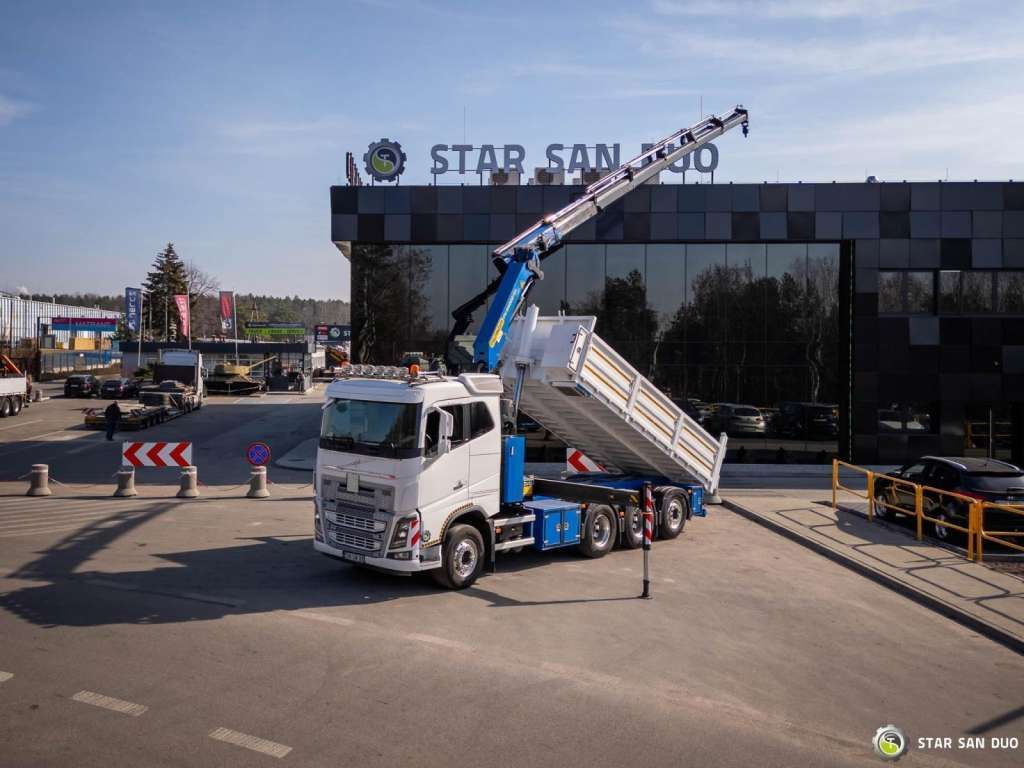Volvo FH 16.550 8x4 Palfinger PK 34002-SH Crane Kippe - משאית מנוף: תמונה 3 Volvo FH 16.550 8x4 Palfinger PK 34002-SH Crane Kippe - משאית מנוף: תמונה 3