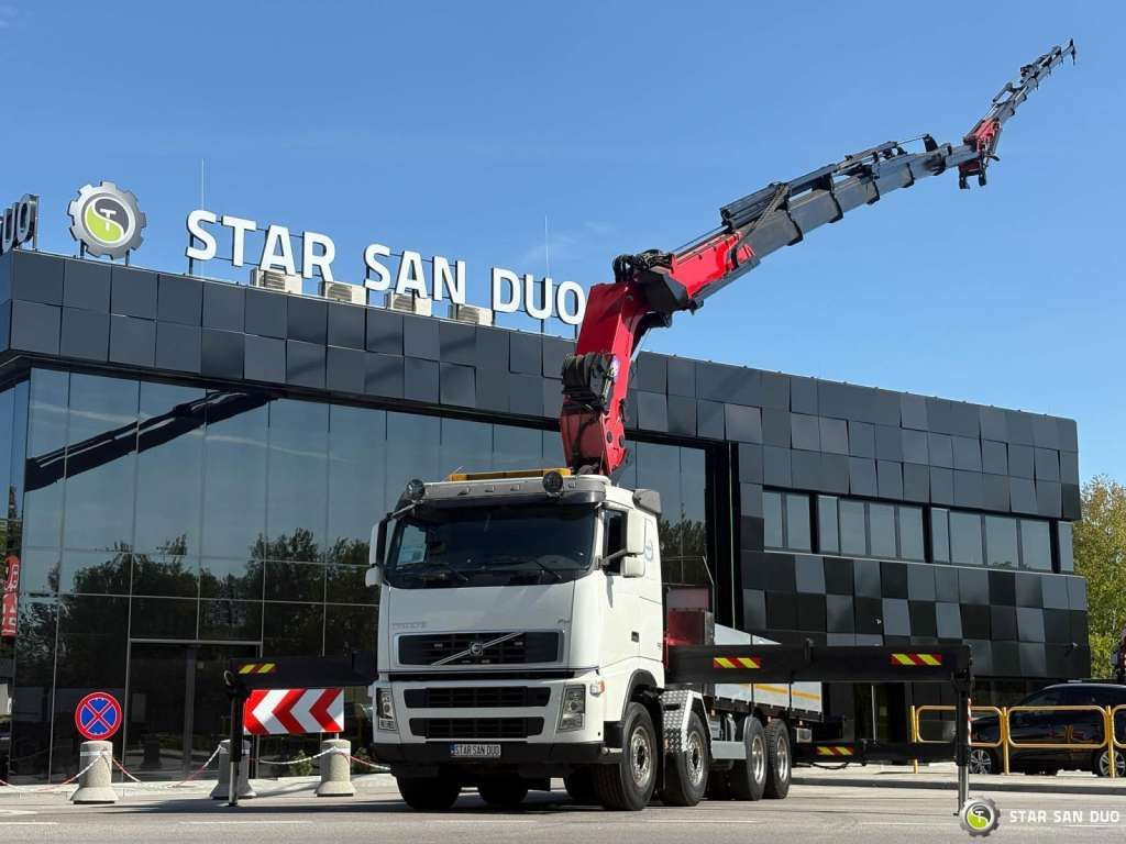 Volvo FH 520 8x4 HMF THOR K6 Fly Jib Euro 4 Winch - משאית מנוף: תמונה 1 Volvo FH 520 8x4 HMF THOR K6 Fly Jib Euro 4 Winch - משאית מנוף: תמונה 1