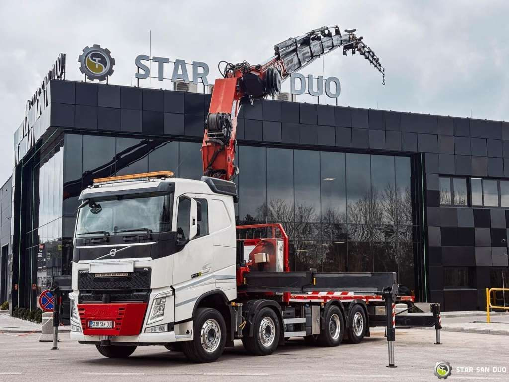 Volvo FH 550 8x2 HMF 8520 FLY JIB Winch Crane Euro 6 - משאית מנוף: תמונה 1 Volvo FH 550 8x2 HMF 8520 FLY JIB Winch Crane Euro 6 - משאית מנוף: תמונה 1