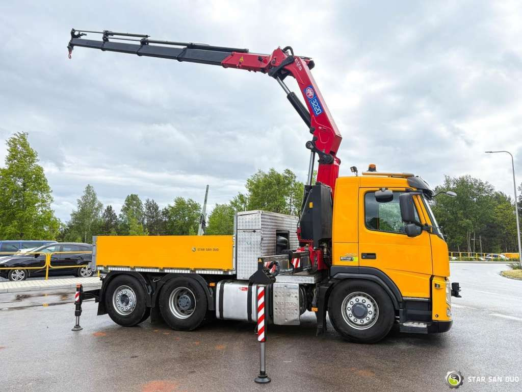 Volvo FM 460 6x4x4 HMF 3220 Crane HDS - משאית מנוף: תמונה 3 Volvo FM 460 6x4x4 HMF 3220 Crane HDS - משאית מנוף: תמונה 3