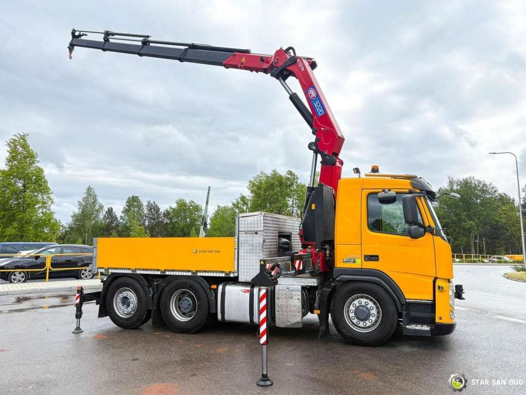 Volvo FM 460 6x4x4 HMF 3220 Crane HDS - יחידת טרקטור: תמונה 4 Volvo FM 460 6x4x4 HMF 3220 Crane HDS - יחידת טרקטור: תמונה 4