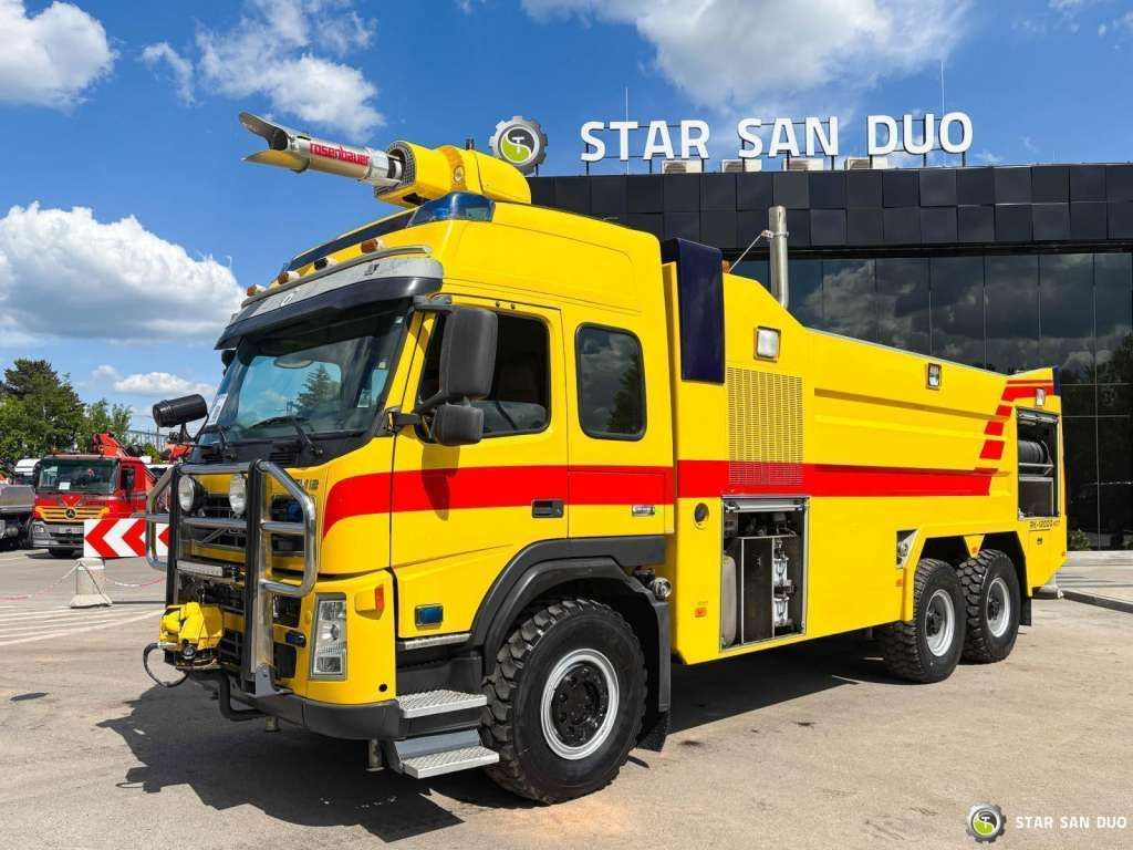 Volvo FM 460 6x6 Rosenbauer Fire Truck LSP Water Tank - משאית: תמונה 1 Volvo FM 460 6x6 Rosenbauer Fire Truck LSP Water Tank - משאית: תמונה 1