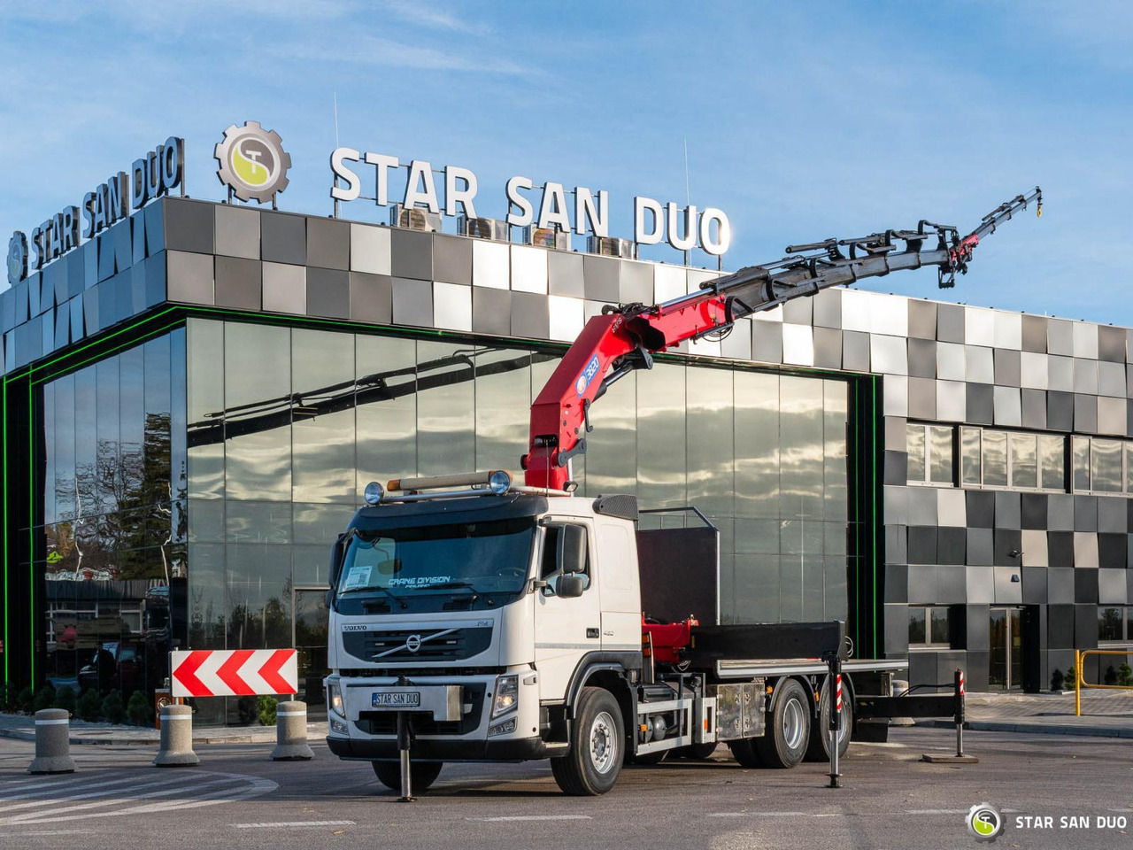 - משאית מנוף: תמונה 3 - משאית מנוף: תמונה 3