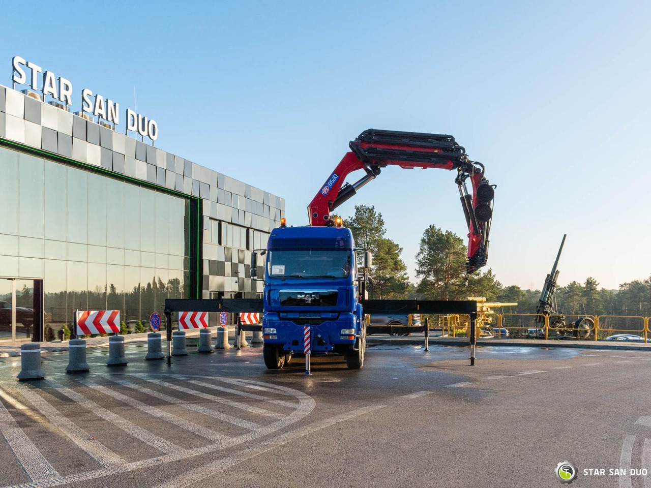 - משאית מנוף: תמונה 4 - משאית מנוף: תמונה 4