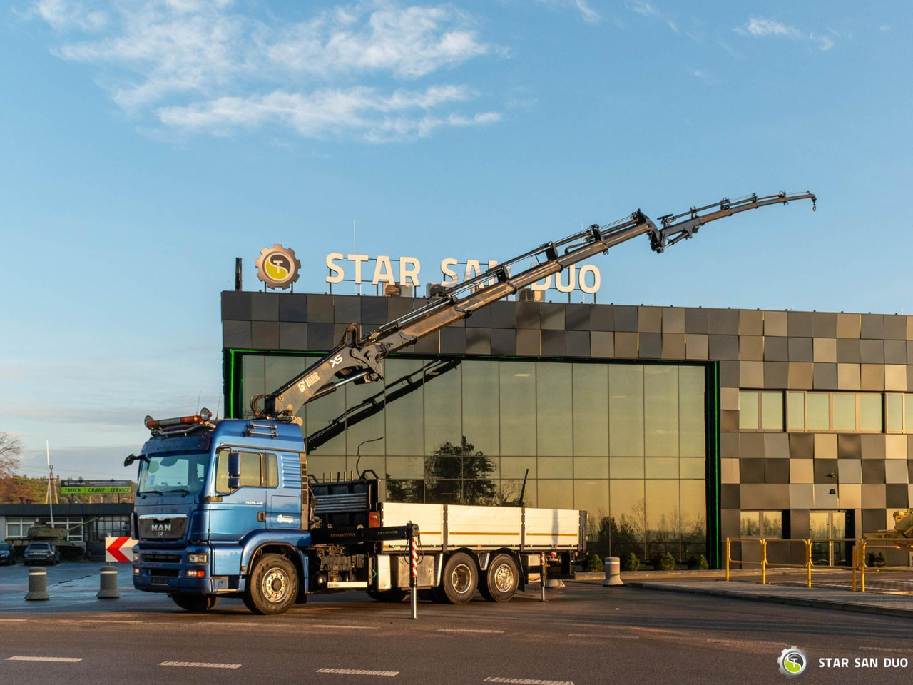 - משאית מנוף: תמונה 3 - משאית מנוף: תמונה 3