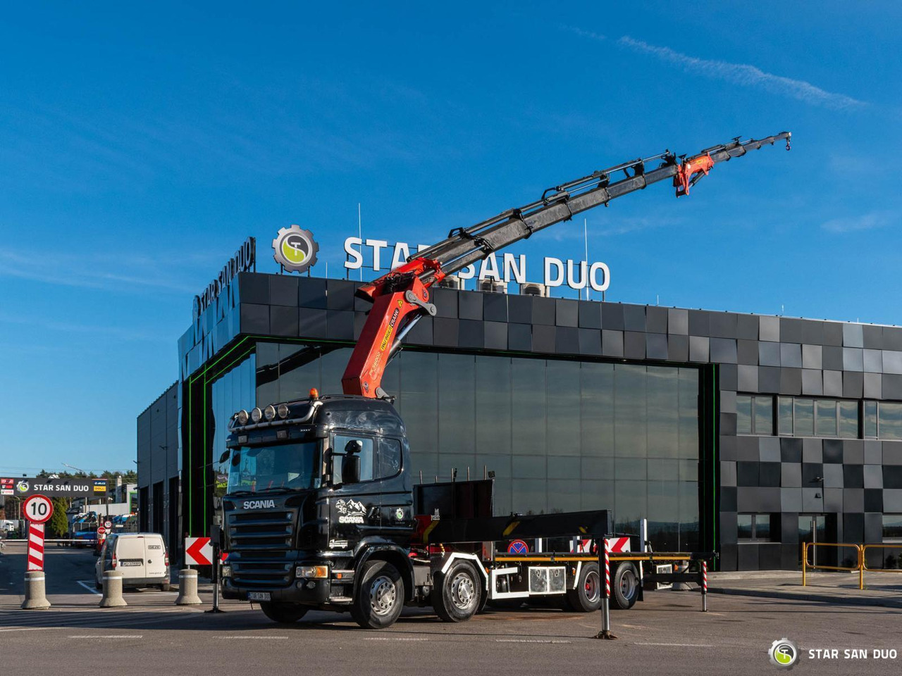- משאית מנוף: תמונה 3 - משאית מנוף: תמונה 3