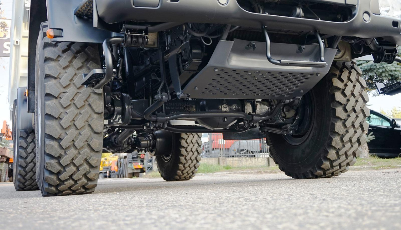 - פלטפורמה אווירית מותקנת על משאית: תמונה 5 - פלטפורמה אווירית מותקנת על משאית: תמונה 5