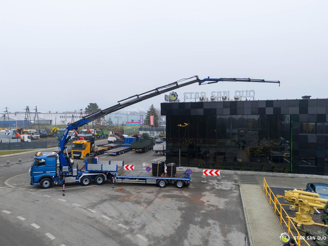 - משאית מנוף: תמונה 3 - משאית מנוף: תמונה 3