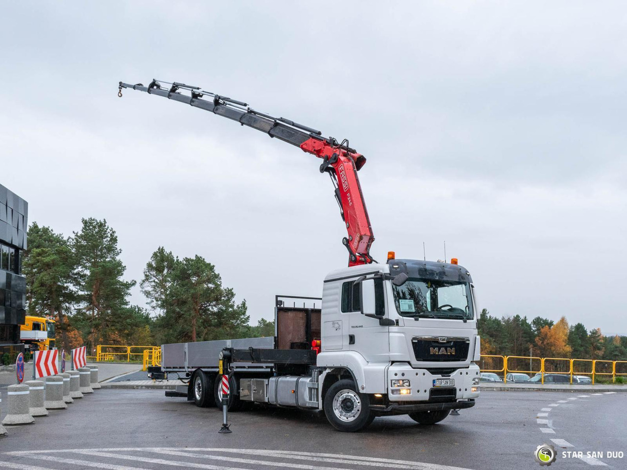 - משאית מנוף: תמונה 4 - משאית מנוף: תמונה 4