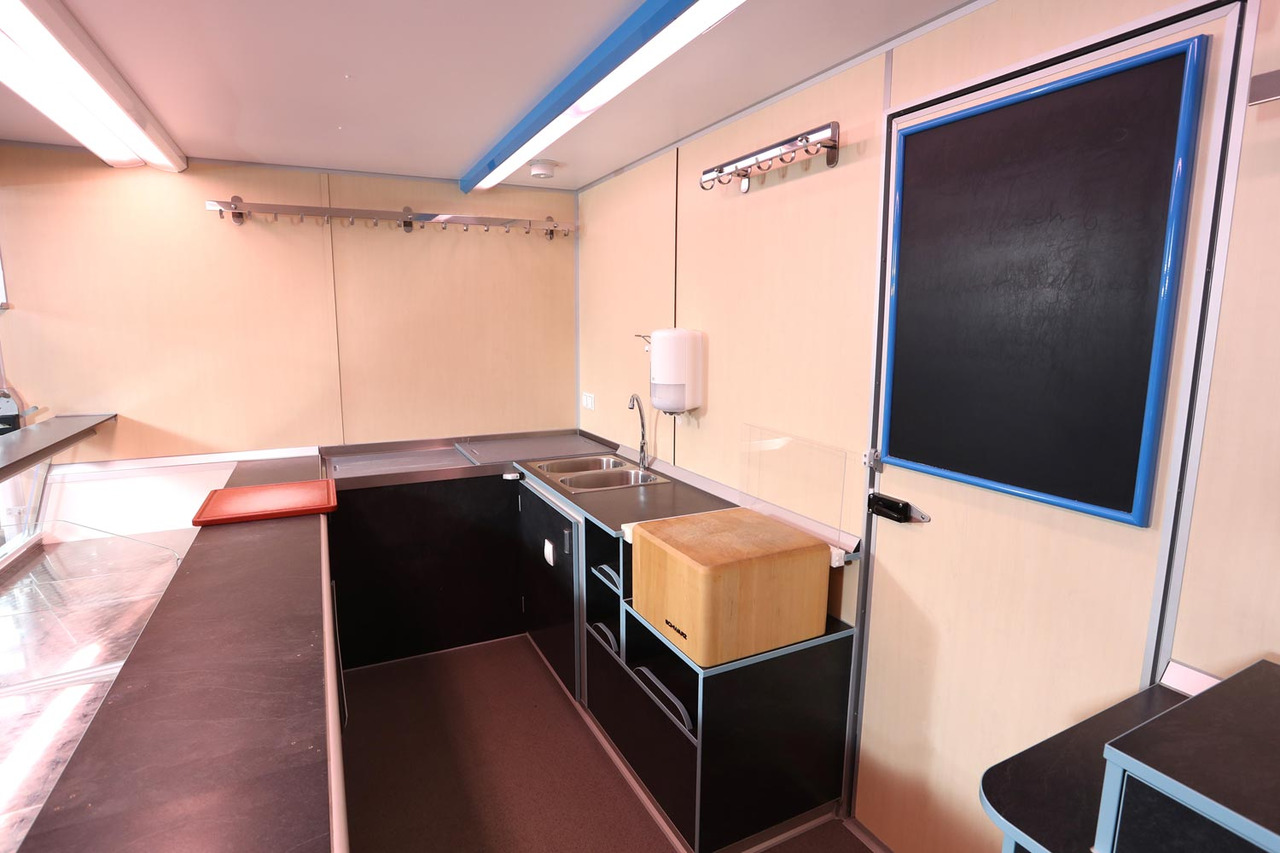 Tourenmobil BORCO HÖHNS - משאית ממכר: תמונה 5 Tourenmobil BORCO HÖHNS - משאית ממכר: תמונה 5