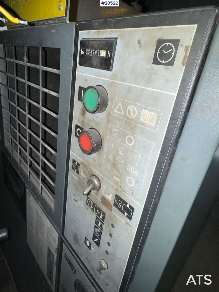 Atlas Copco GA7 - מכונת בנייה: תמונה 2 Atlas Copco GA7 - מכונת בנייה: תמונה 2