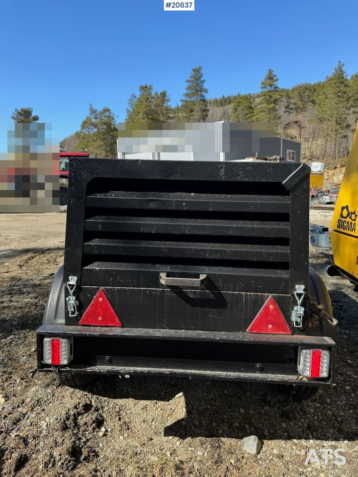 Atlas Copco XAS36YD - מכונת בנייה: תמונה 4 Atlas Copco XAS36YD - מכונת בנייה: תמונה 4