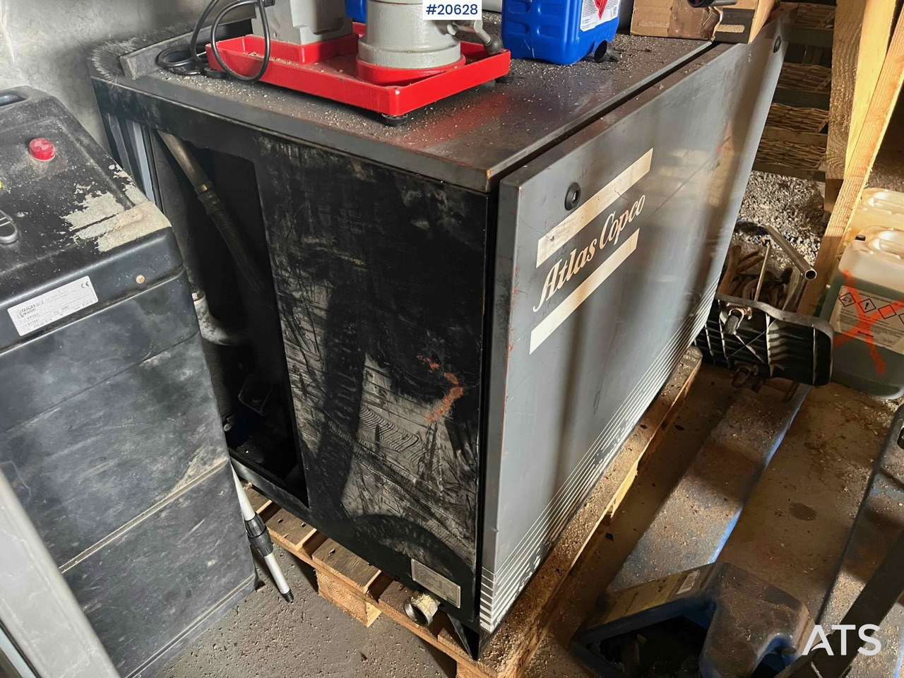 Atlas Copco kompressor - מכונת בנייה: תמונה 1 Atlas Copco kompressor - מכונת בנייה: תמונה 1