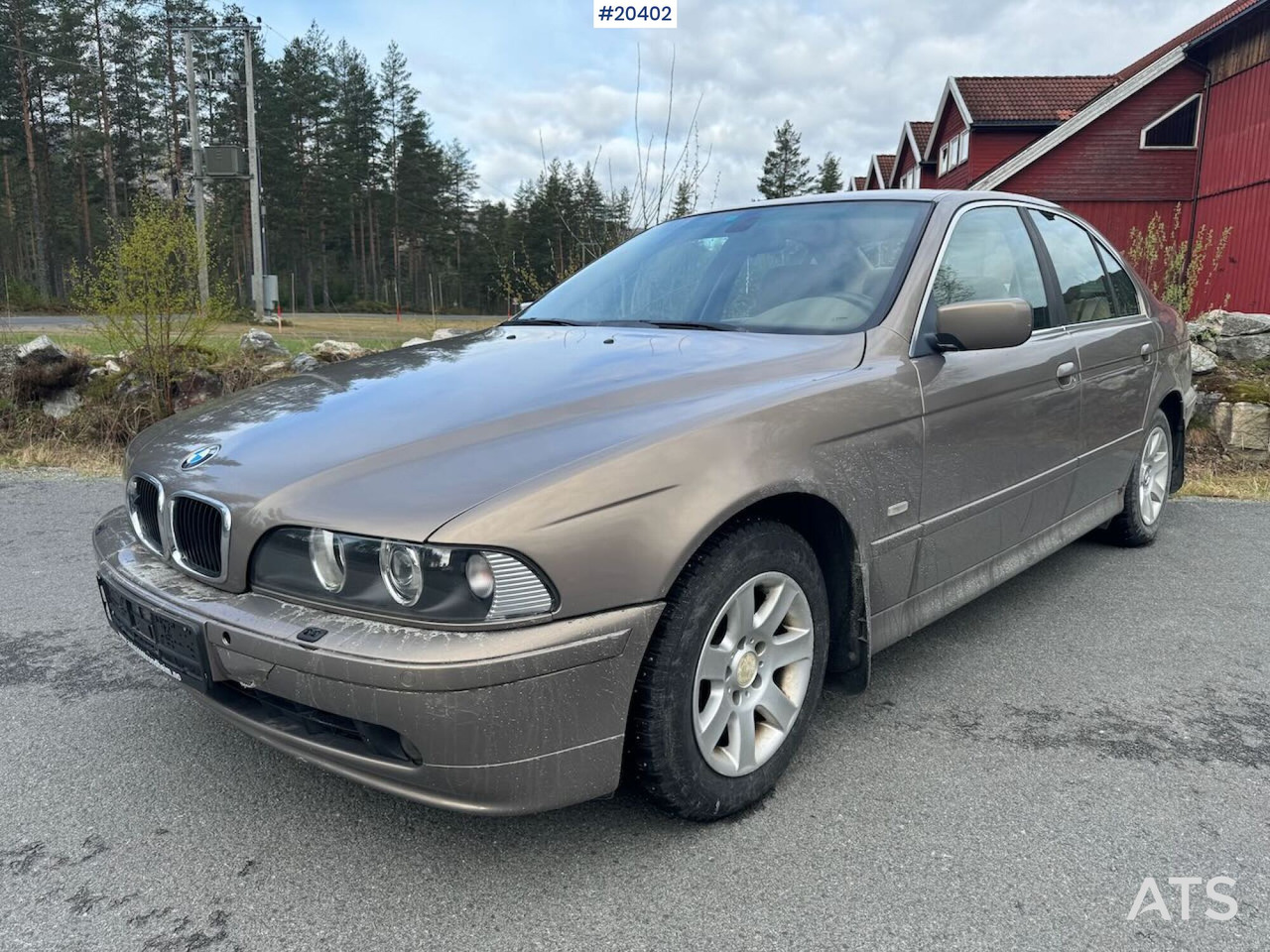 BMW 520 - מכונית: תמונה 1 BMW 520 - מכונית: תמונה 1