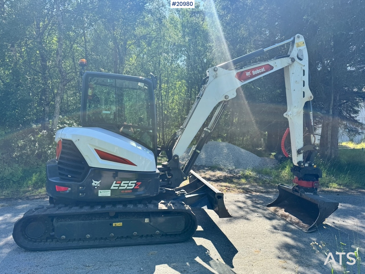 Bobcat E55Z - מיני מחפר: תמונה 1 Bobcat E55Z - מיני מחפר: תמונה 1