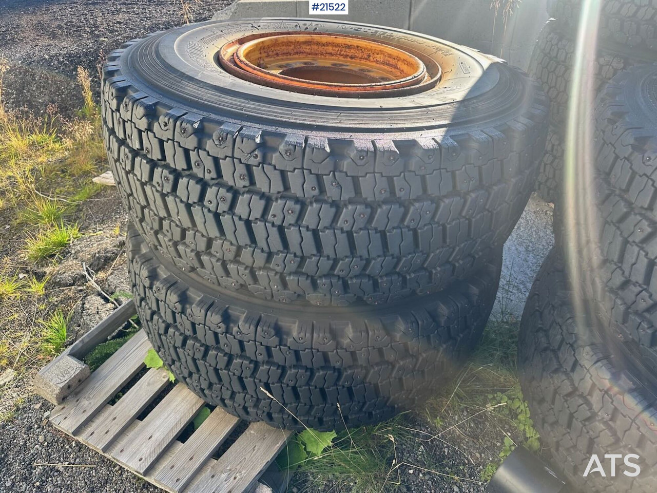 Bridgestone hjullaster dekk til Volvo L110 - צמיג עבור מכונת בנייה: תמונה 1 Bridgestone hjullaster dekk til Volvo L110 - צמיג עבור מכונת בנייה: תמונה 1