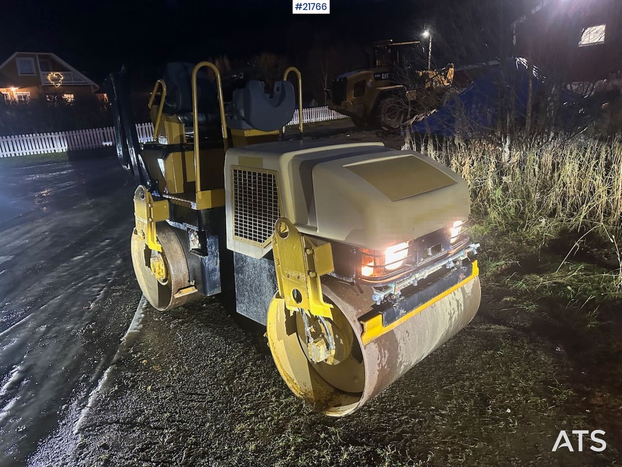 CAT Vals - רולר כביש: תמונה 1 CAT Vals - רולר כביש: תמונה 1