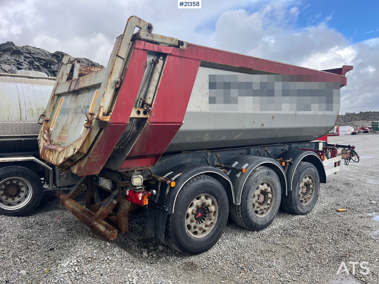 Carnehl 3 akslet - קרון נגרר עם מזהיר: תמונה 3 Carnehl 3 akslet - קרון נגרר עם מזהיר: תמונה 3