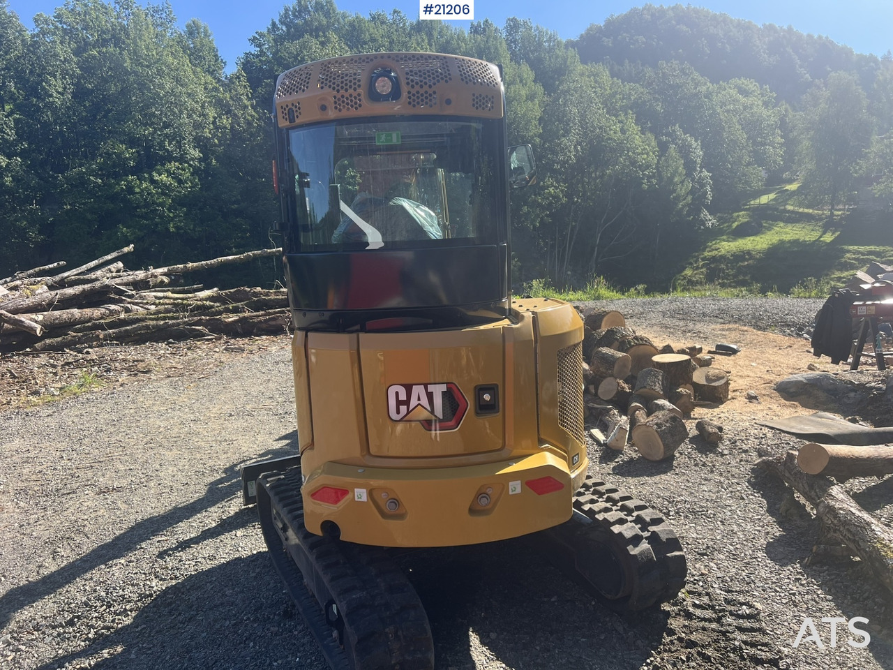 Caterpillar 302.7 CR - מיני מחפר: תמונה 2 Caterpillar 302.7 CR - מיני מחפר: תמונה 2