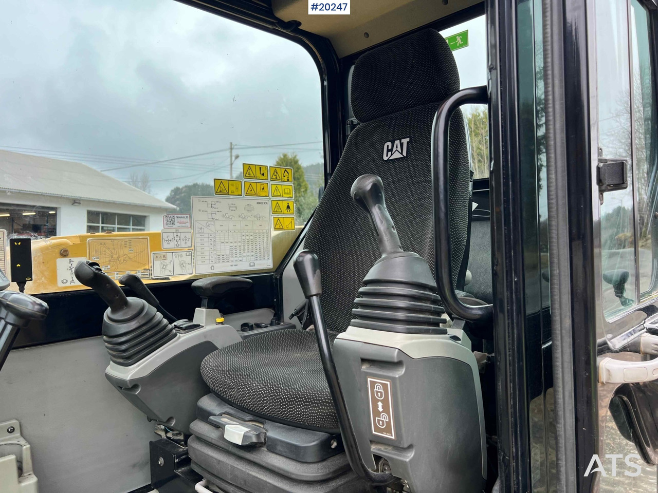 מחפר Caterpillar 308: תמונה 26 מחפר Caterpillar 308: תמונה 26