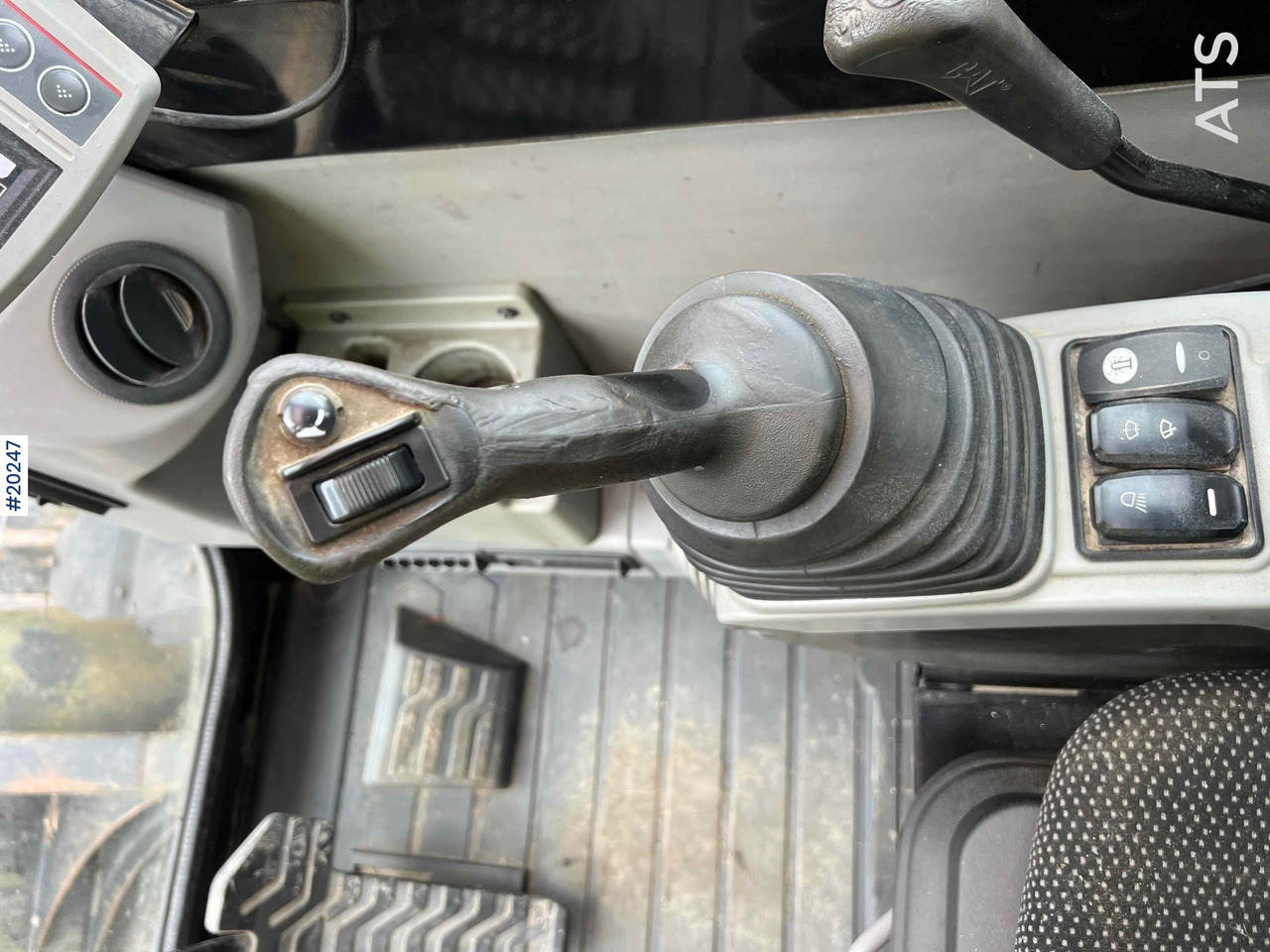 מחפר Caterpillar 308: תמונה 35 מחפר Caterpillar 308: תמונה 35