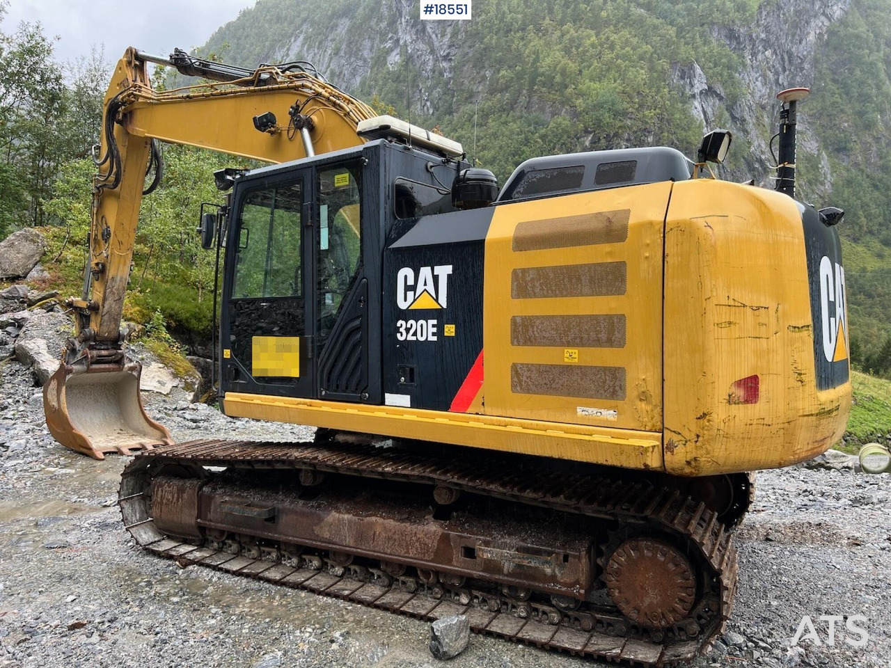 Caterpillar 320E - מחפר סורק: תמונה 2 Caterpillar 320E - מחפר סורק: תמונה 2
