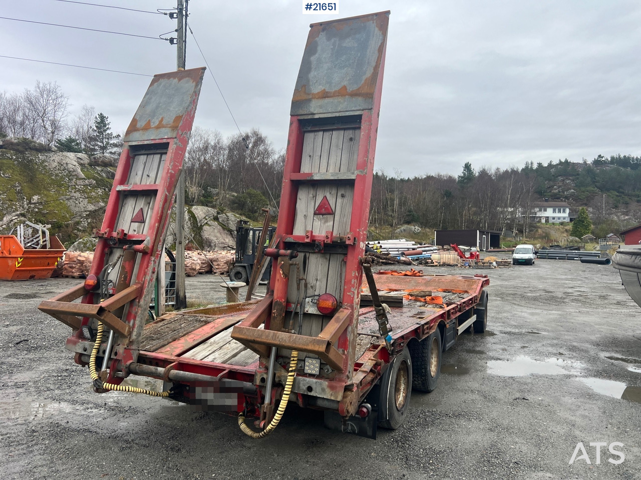 Damm 3 akslet maskinhenger m/ hydrauliske kjørebroer - קרון נגרר בהובלה אוטומטית: תמונה 4 Damm 3 akslet maskinhenger m/ hydrauliske kjørebroer - קרון נגרר בהובלה אוטומטית: תמונה 4