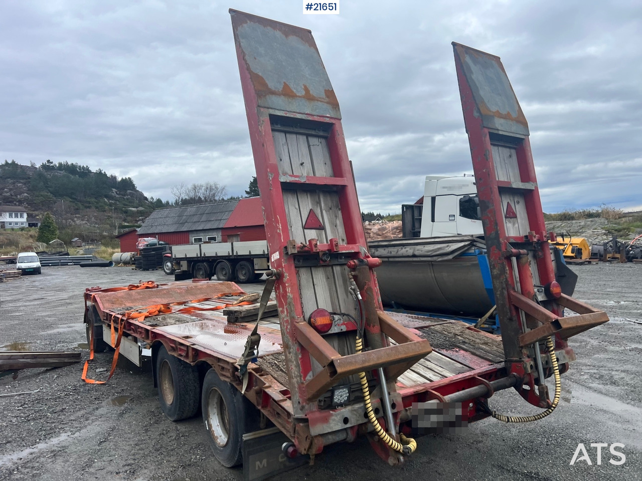 Damm 3 akslet maskinhenger m/ hydrauliske kjørebroer - קרון נגרר בהובלה אוטומטית: תמונה 2 Damm 3 akslet maskinhenger m/ hydrauliske kjørebroer - קרון נגרר בהובלה אוטומטית: תמונה 2