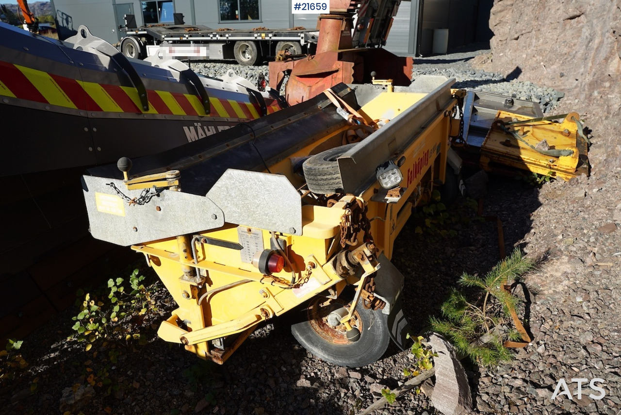 Falköping Falköping sandstrøer for lastebil type LB1000 - מפזר חול/ מלח: תמונה 3 Falköping Falköping sandstrøer for lastebil type LB1000 - מפזר חול/ מלח: תמונה 3