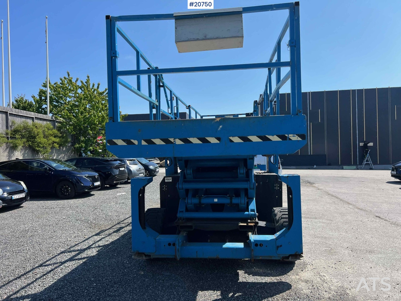 מעלית מספריים Genie GS4390: תמונה 10
