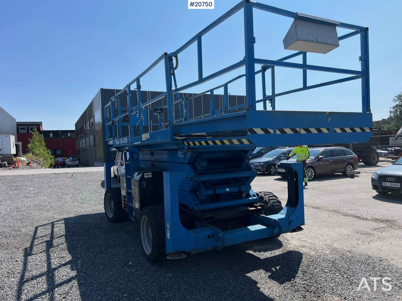 מעלית מספריים Genie GS4390: תמונה 13
